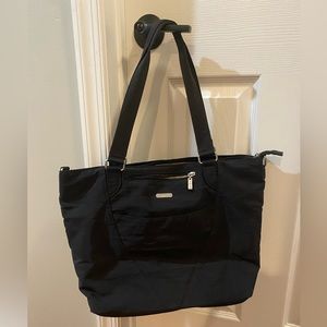 Baggallini Black Tote Purse with Laptop Sleeve